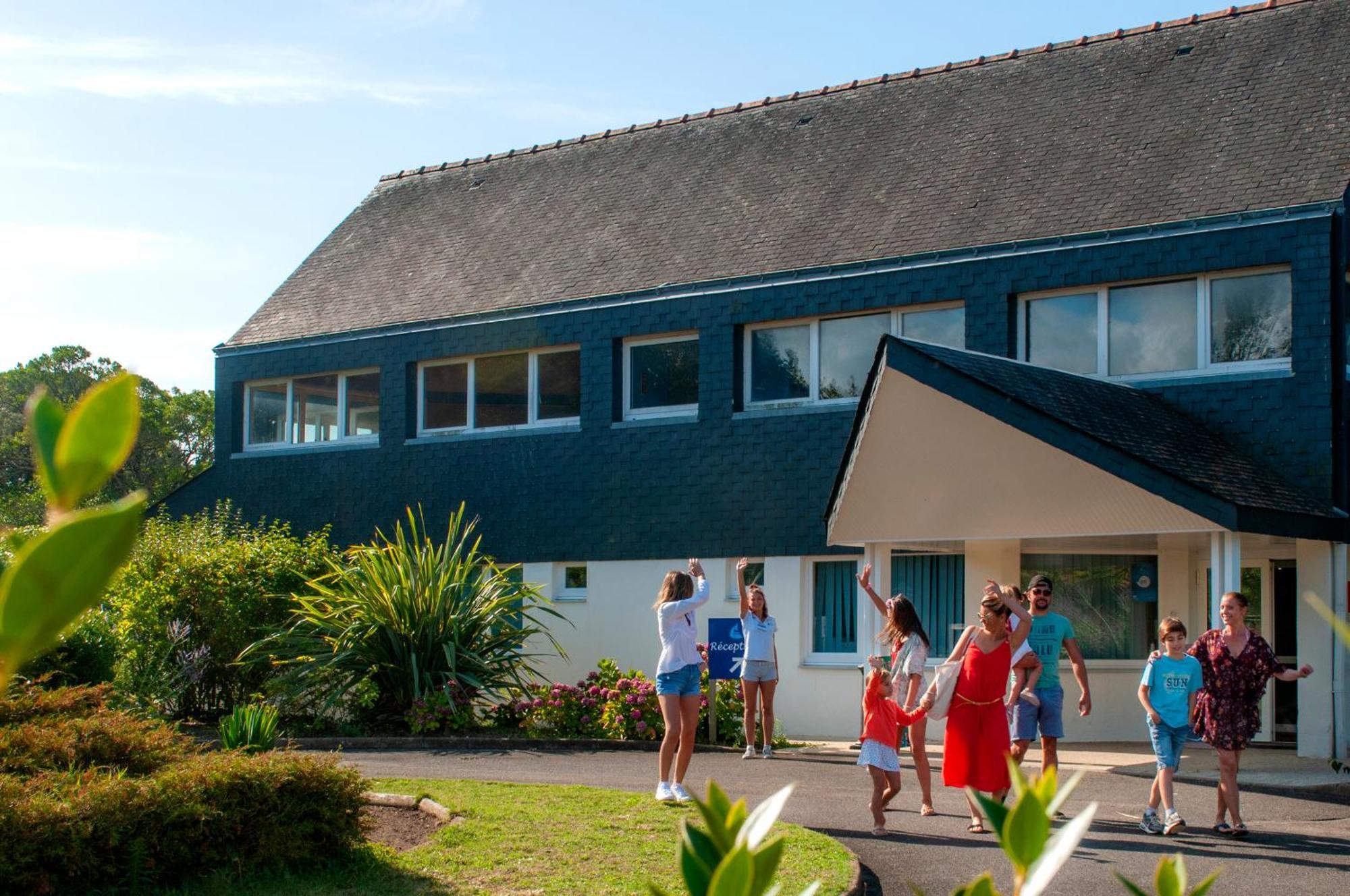 Village Club Goelia Les Voiles Blanches Бат-сюр-Мер Экстерьер фото