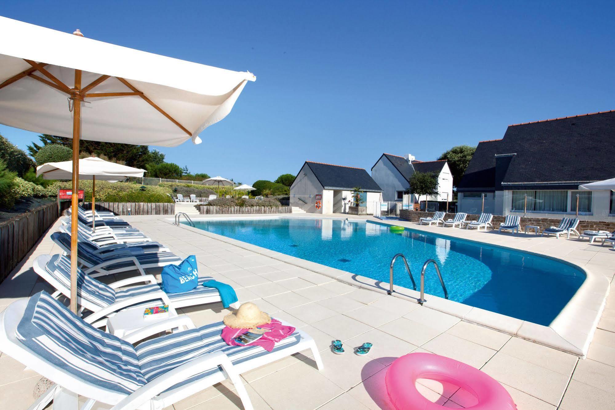 Village Club Goelia Les Voiles Blanches Бат-сюр-Мер Экстерьер фото